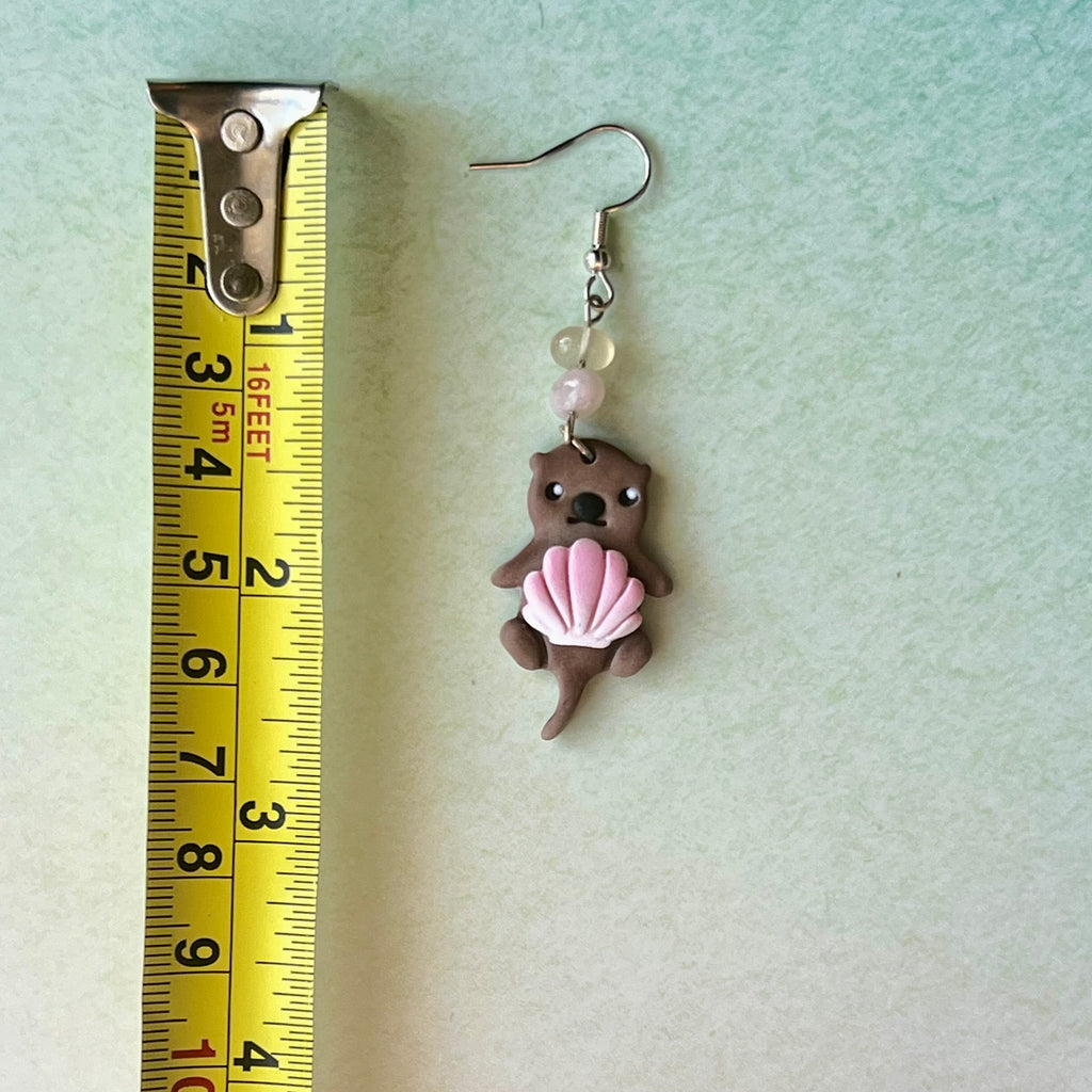 Sea Otter w/Shell Dangles
